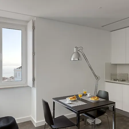 Hello Santa Apolonia Apartment Lissabon