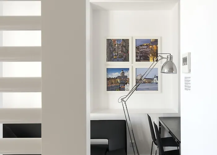 Hello Santa Apolonia *