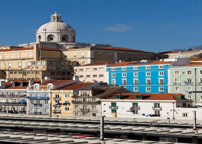 Hello Santa Apolonia * Lisboa