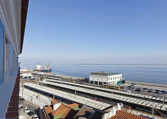 Διαμέρισμα Hello Santa Apolonia Lisboa