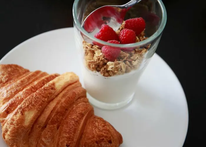 Hello Santa Apolonia Διαμέρισμα *